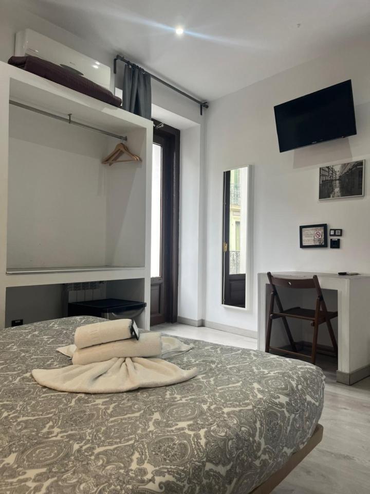 Fuencarral Rooms Madrid Eksteriør bilde
