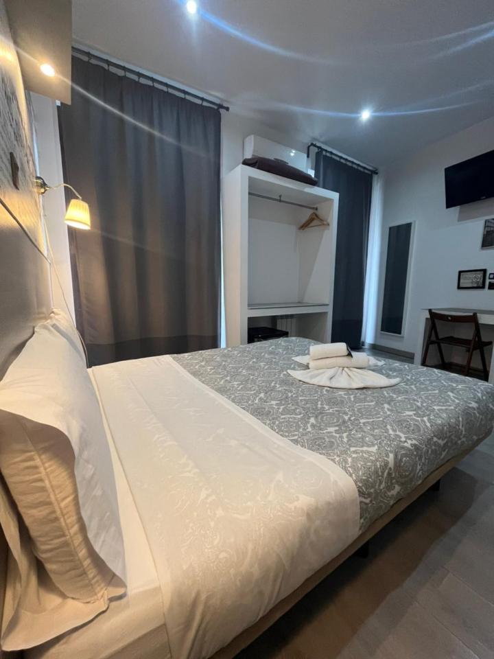 Fuencarral Rooms Madrid Eksteriør bilde