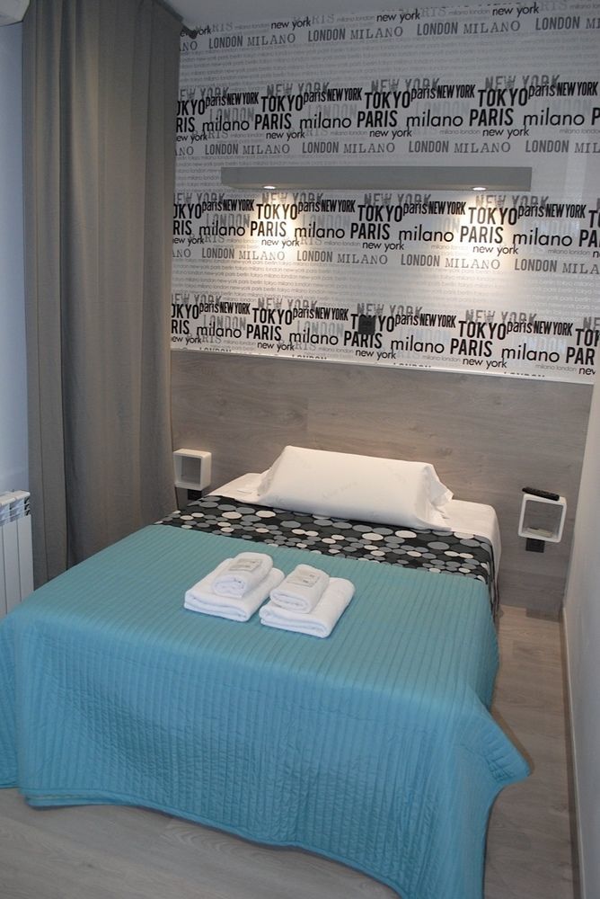 Fuencarral Rooms Madrid Eksteriør bilde